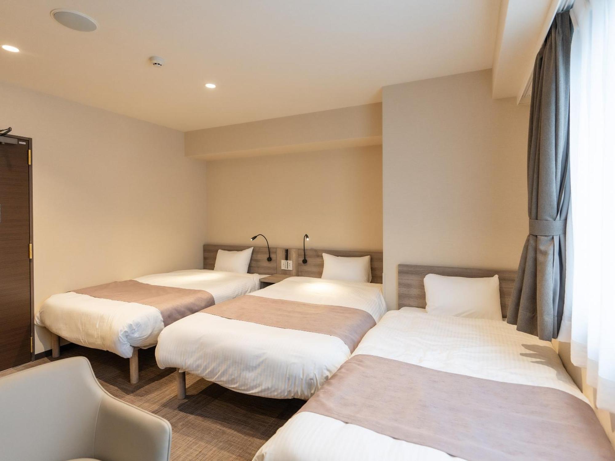Hotel Sanrriott Shinsaibashi Oszaka Kültér fotó