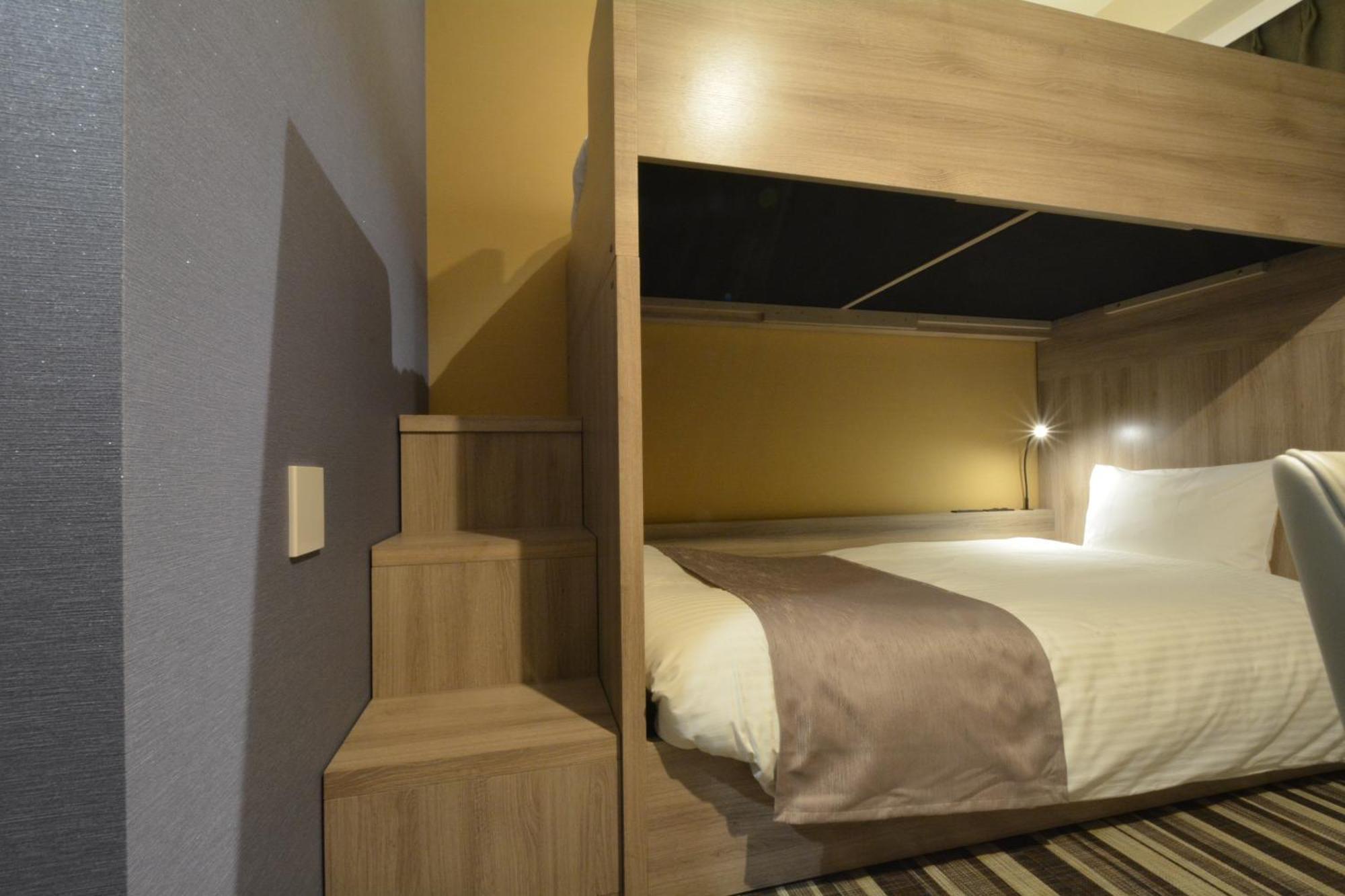 Hotel Sanrriott Shinsaibashi Oszaka Kültér fotó